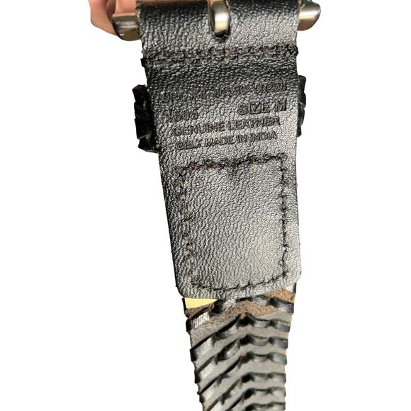 Black Plaited Genuine Leather Belt Silver Buckle Size M - C12